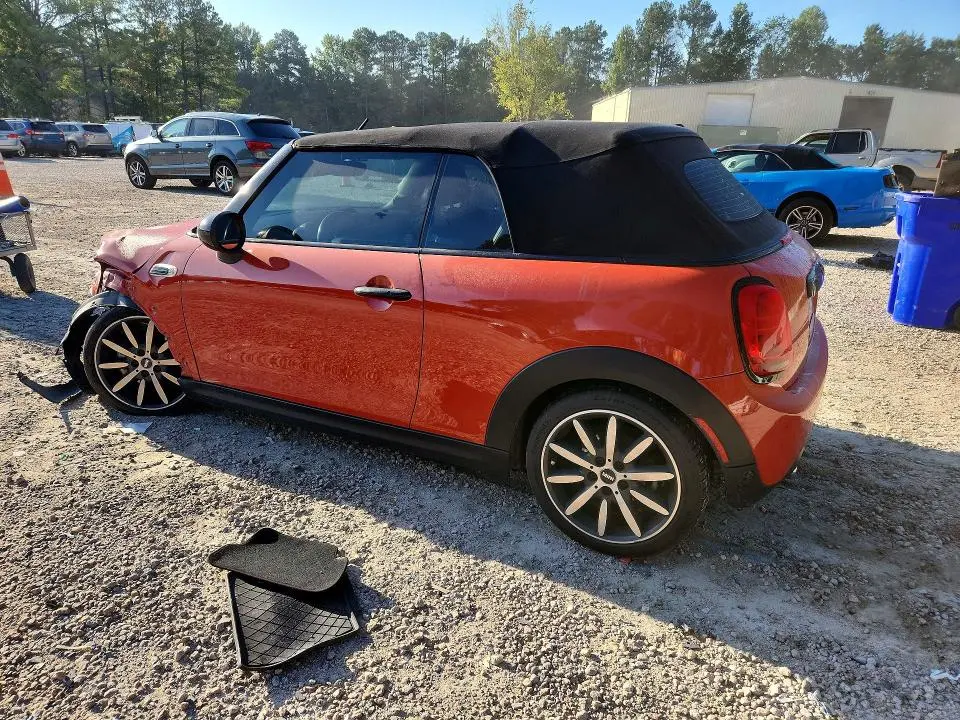 2019 MINI COOPER   