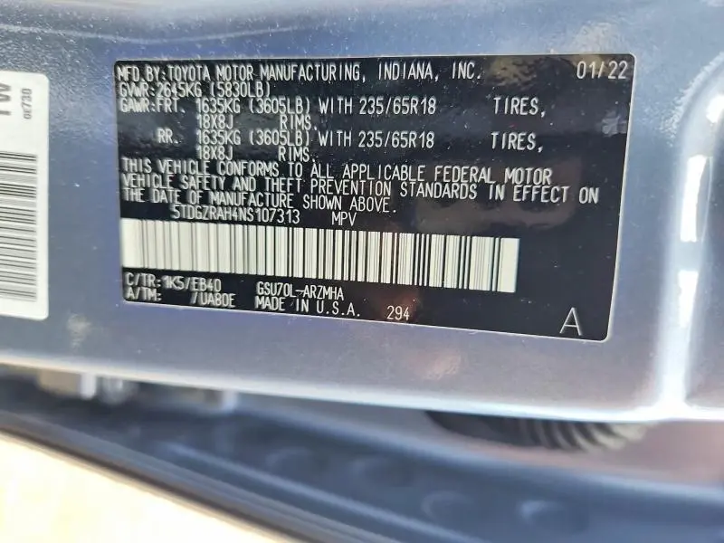 2022 TOYOTA HIGHLANDER XLE  