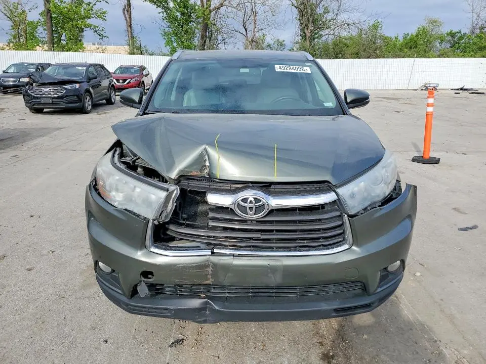 2015 TOYOTA HIGHLANDER XLE  