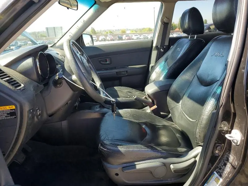 2011 KIA SOUL +  