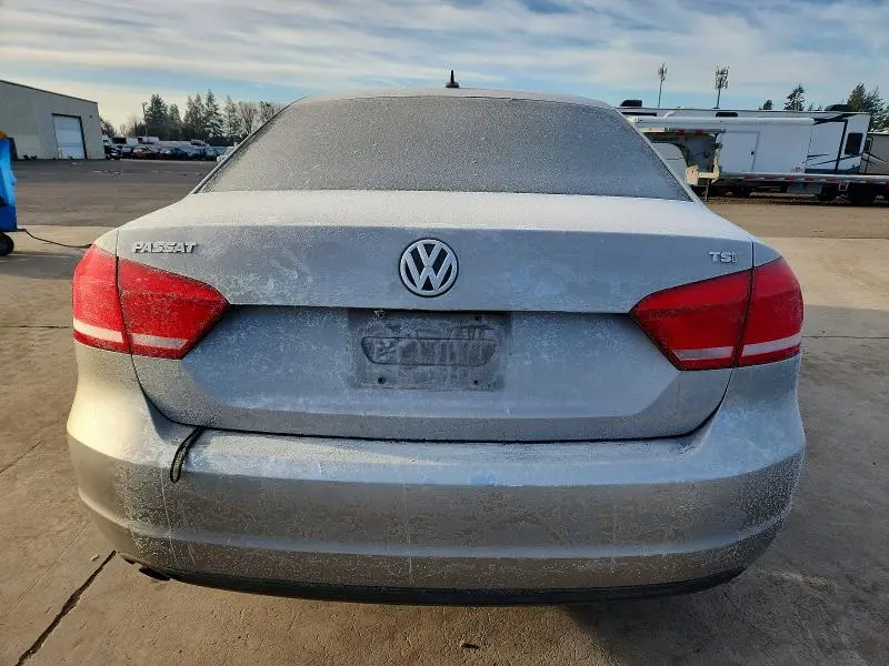 2014 VOLKSWAGEN PASSAT S  