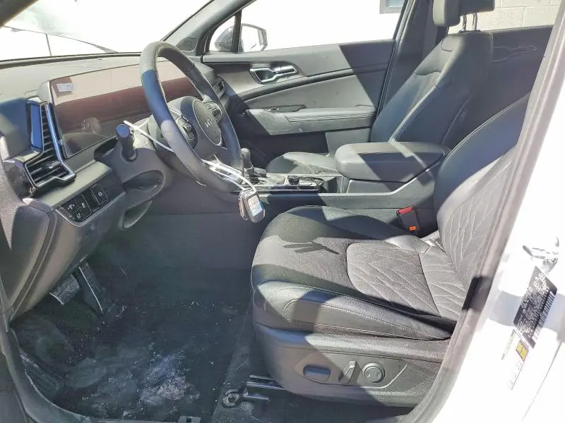 2025 KIA SPORTAGE X-PRO  