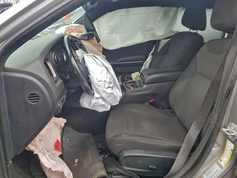 2015 DODGE CHARGER SE  