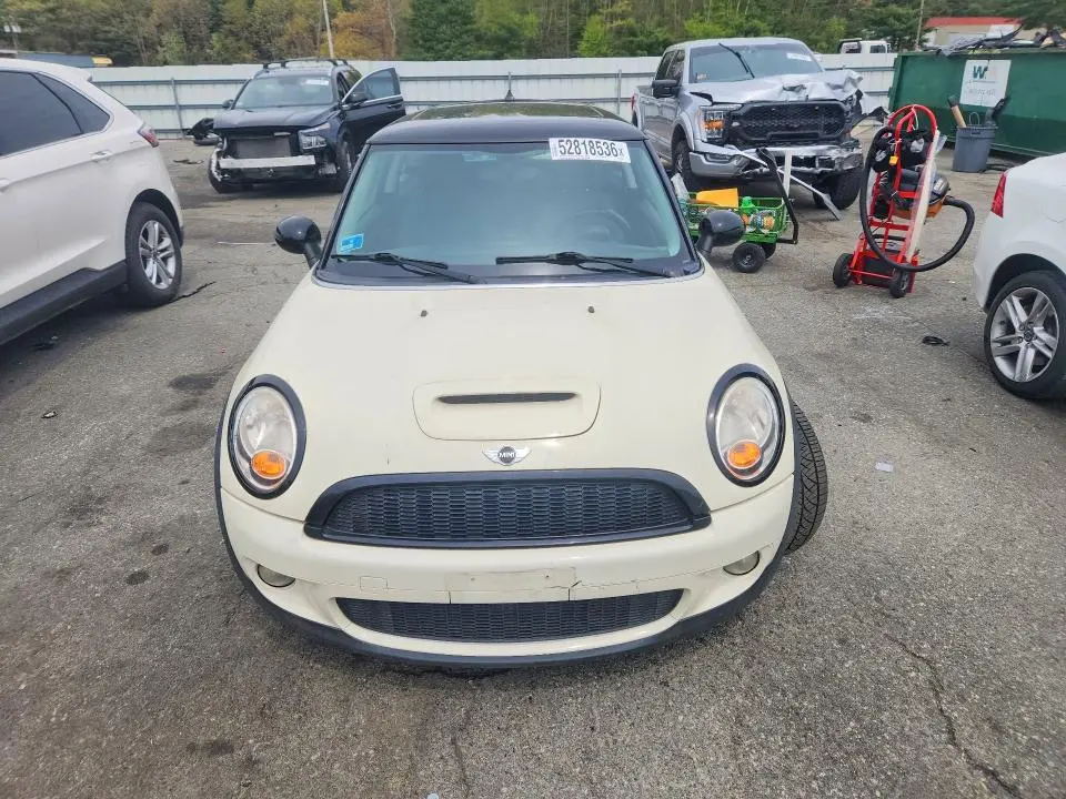 2010 MINI COOPER S  