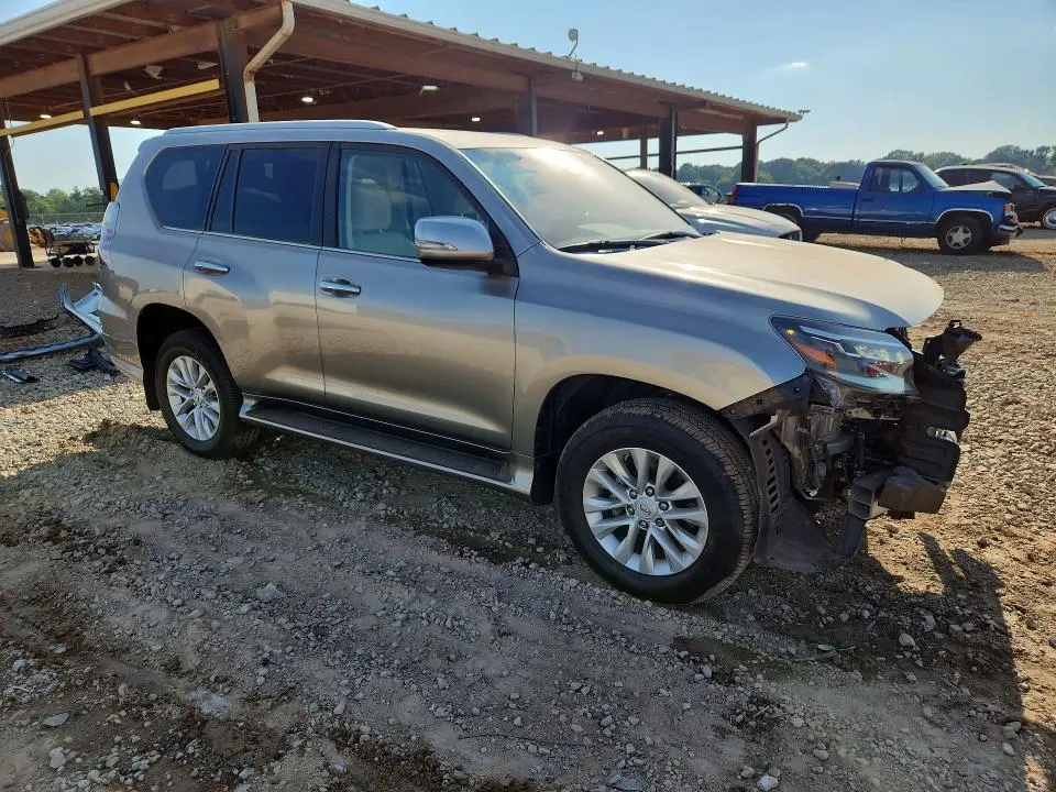 2023 LEXUS GX 460  