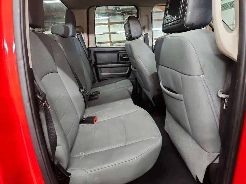 2013 RAM 1500 ST  
