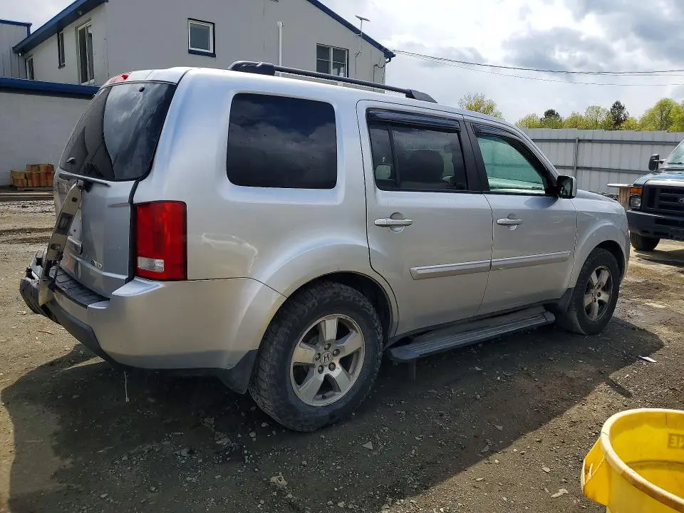 2011 HONDA PILOT EXL  