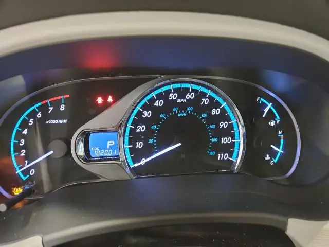 2012 TOYOTA SIENNA XLE  