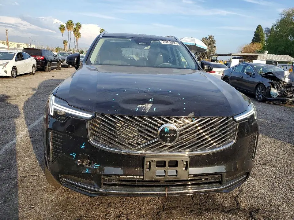 2025 VOLVO XC90 PLUS  