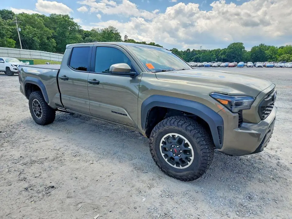 2024 TOYOTA TACOMA TRD OFF-ROAD  