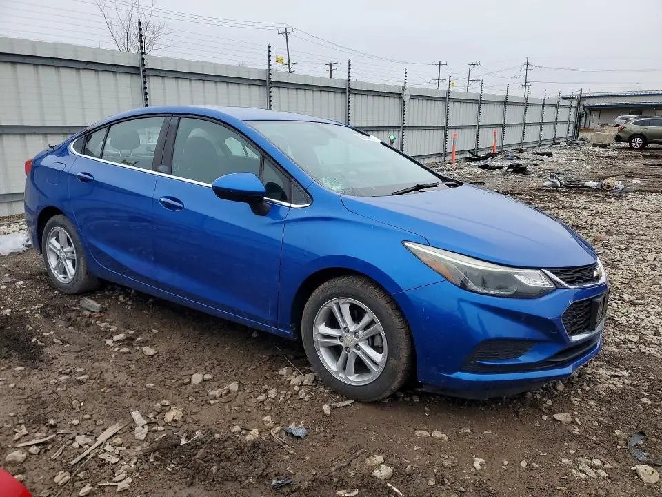 2016 CHEVROLET CRUZE LT  