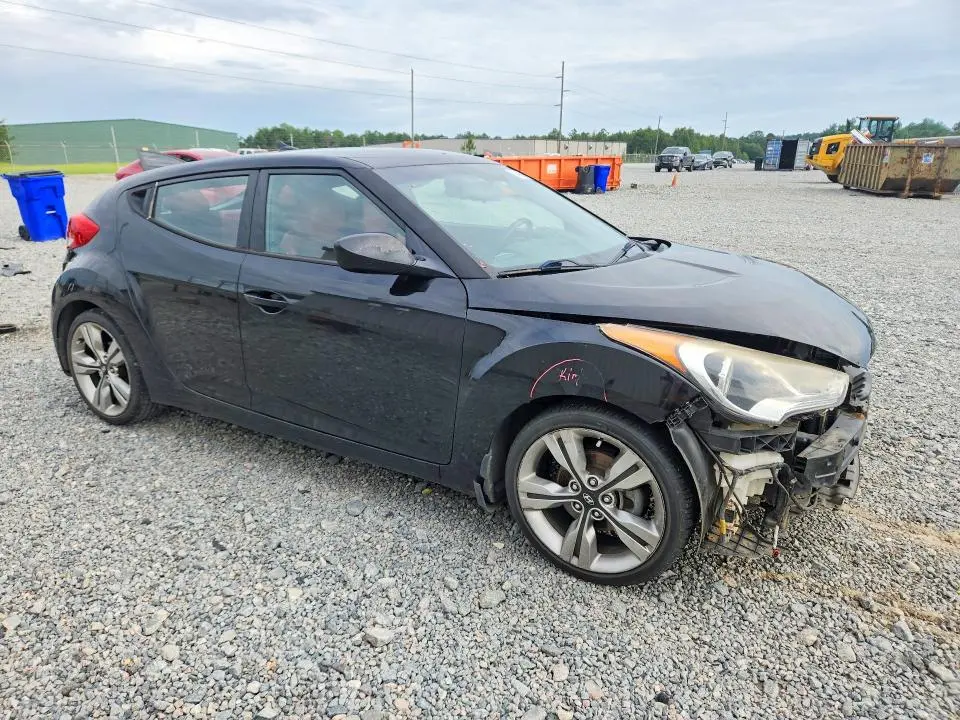 2013 HYUNDAI VELOSTER BASE  