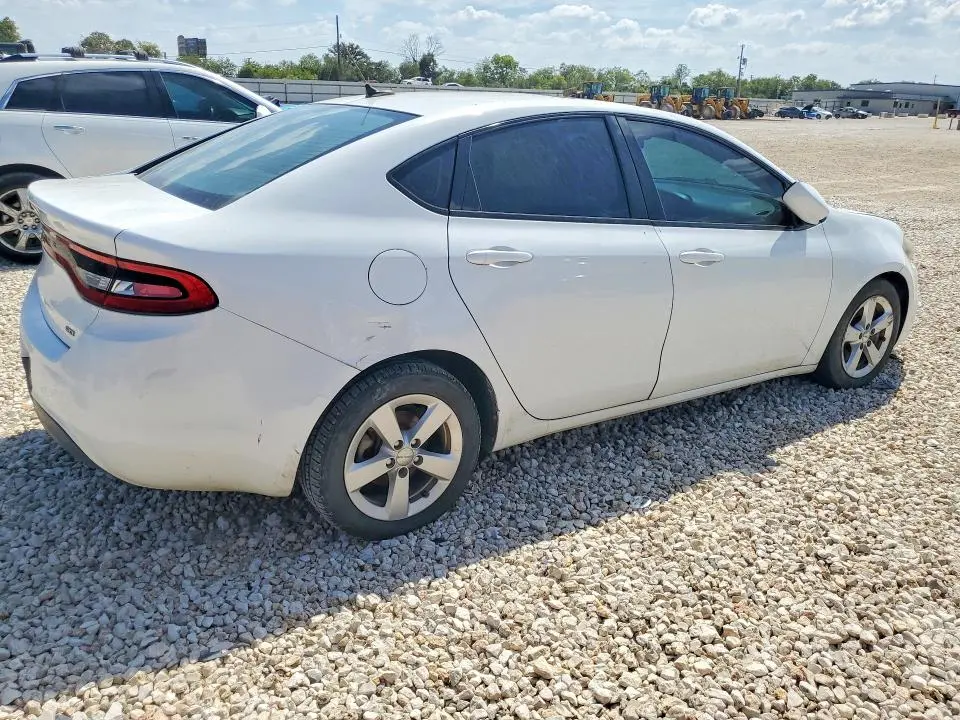 2015 DODGE DART SXT  