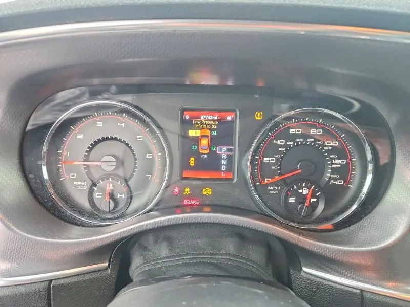 2014 DODGE CHARGER SXT  