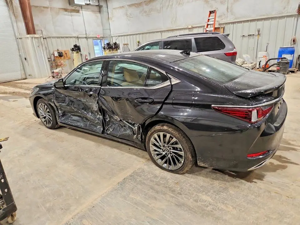 2025 LEXUS ES 350 ULTRA LUXURY  