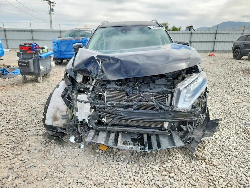 2018 NISSAN ROGUE SL  