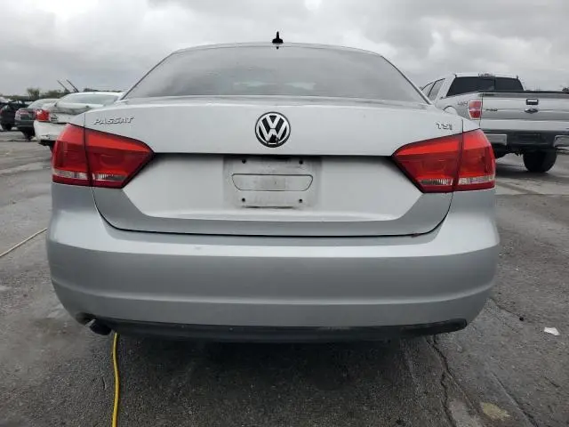 2015 VOLKSWAGEN PASSAT S  
