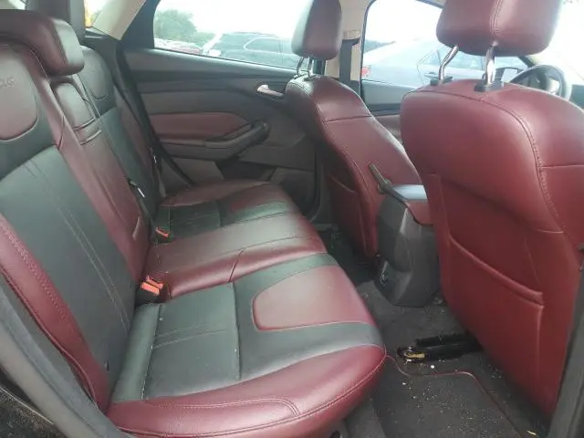2012 FORD FOCUS TITANIUM  