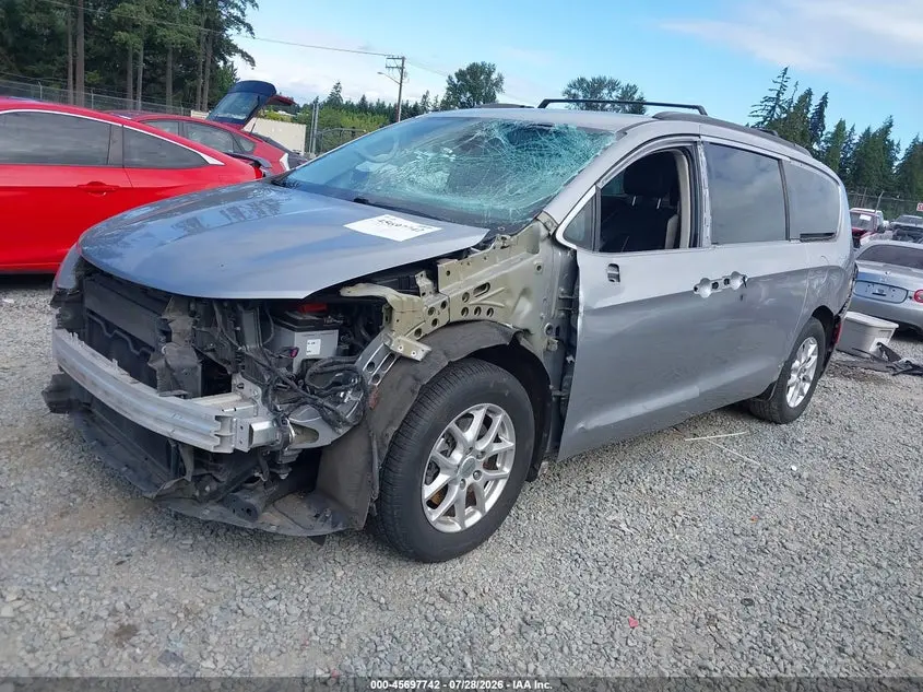 2021 CHRYSLER VOYAGER LXI