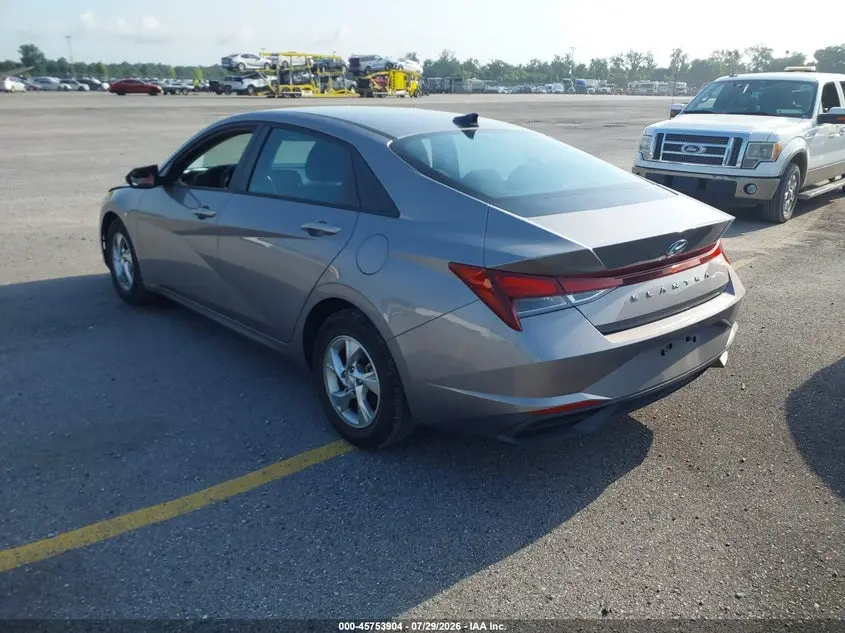 2023 HYUNDAI ELANTRA SE