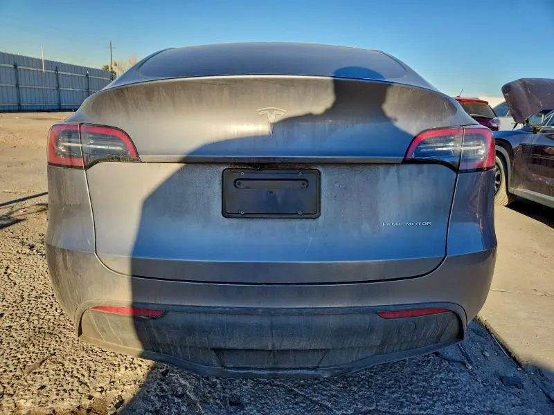 2025 TESLA MODEL Y   
