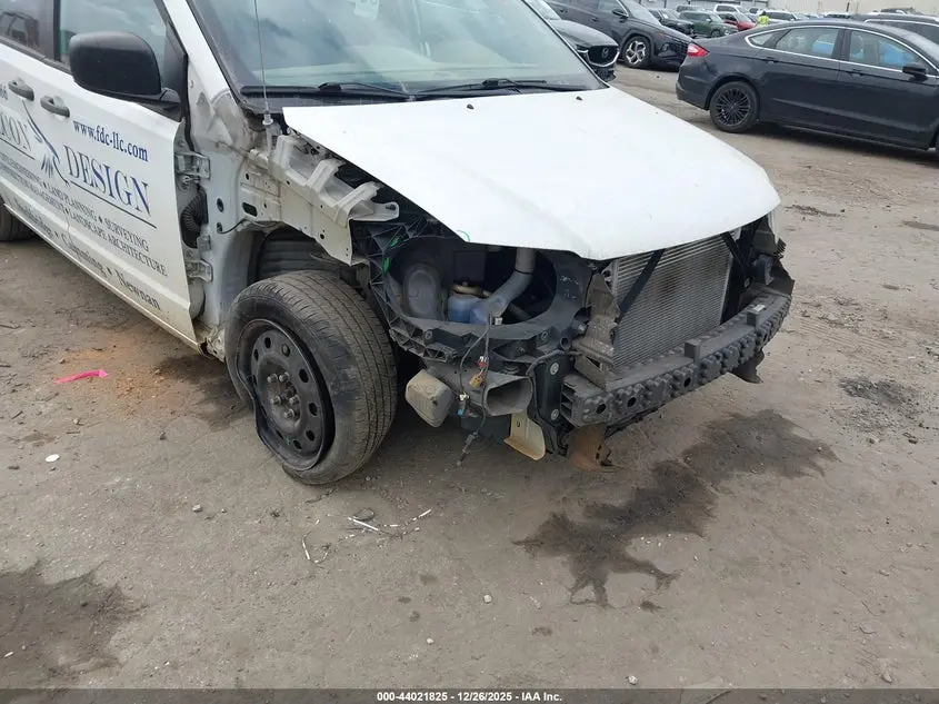 2020 DODGE GRAND CARAVAN SE