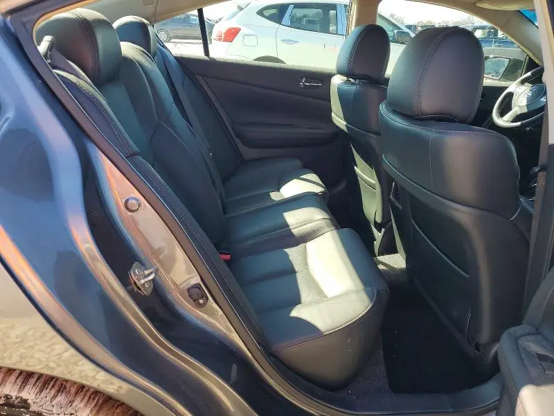 2014 NISSAN MAXIMA S  