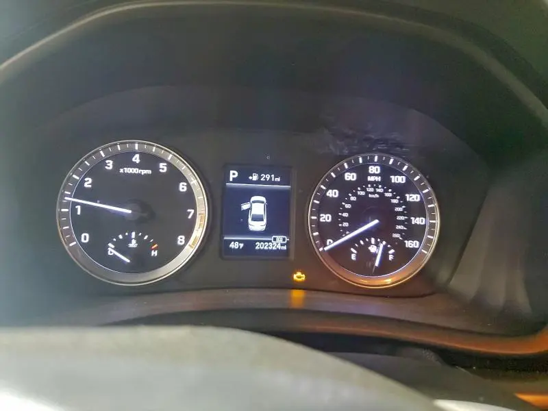 2018 HYUNDAI SONATA SE  