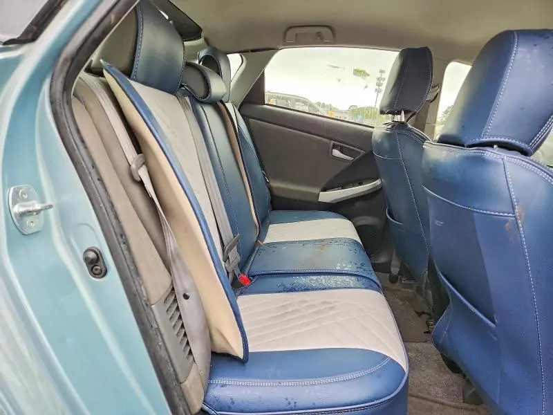 2015 TOYOTA PRIUS TWO  