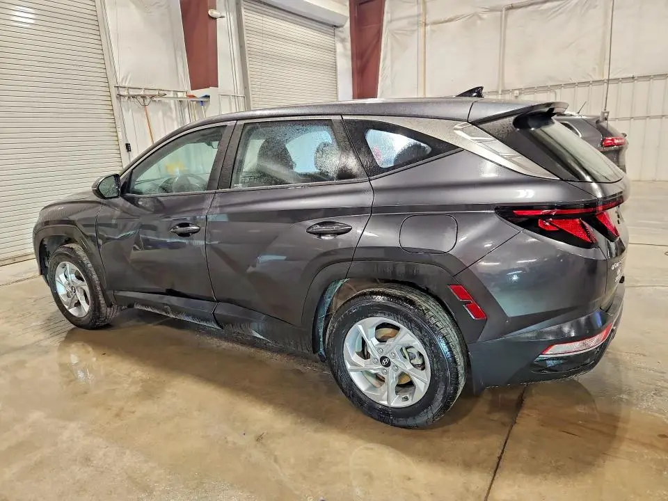2022 HYUNDAI TUCSON SE  