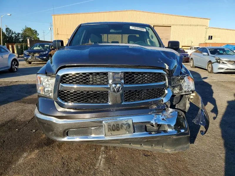 2017 RAM 1500 SLT  