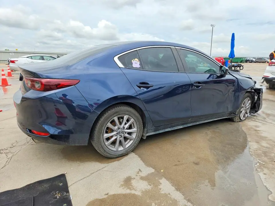 2022 MAZDA 3   