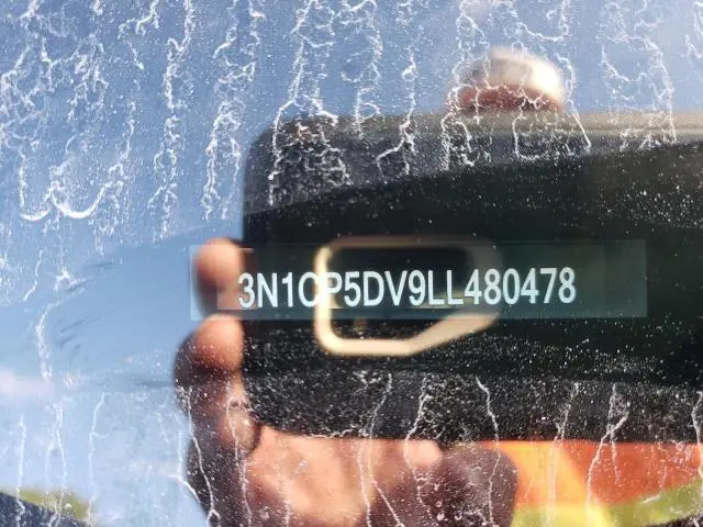 2020 NISSAN KICKS SR  