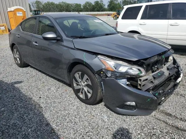 2019 NISSAN ALTIMA S  