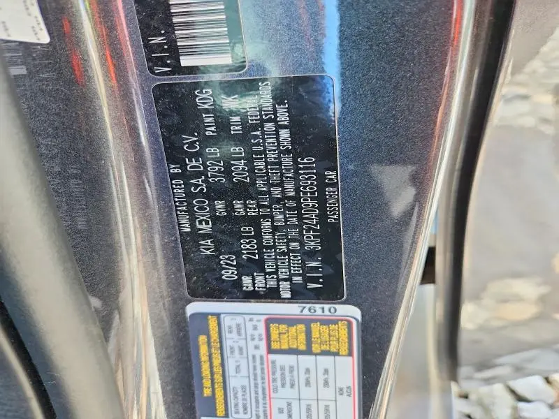 2023 KIA FORTE LXS  