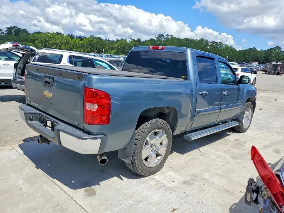 2011 CHEVROLET SILVERADO C1500 LT  