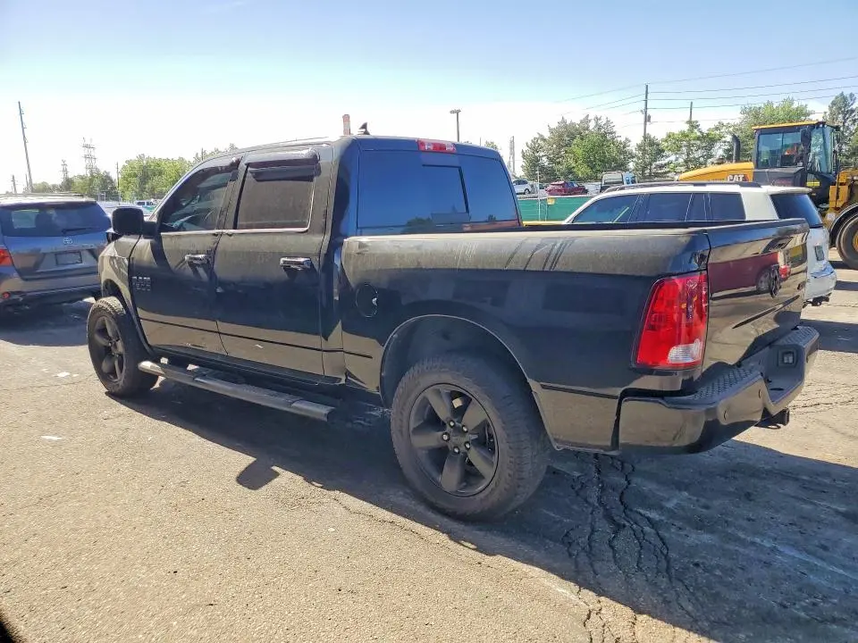 2018 RAM 1500 SLT  