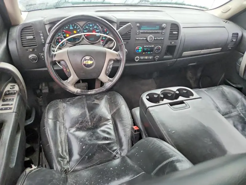 2011 CHEVROLET SILVERADO K1500 LT  