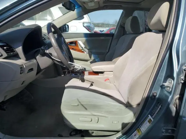 2010 TOYOTA CAMRY BASE  