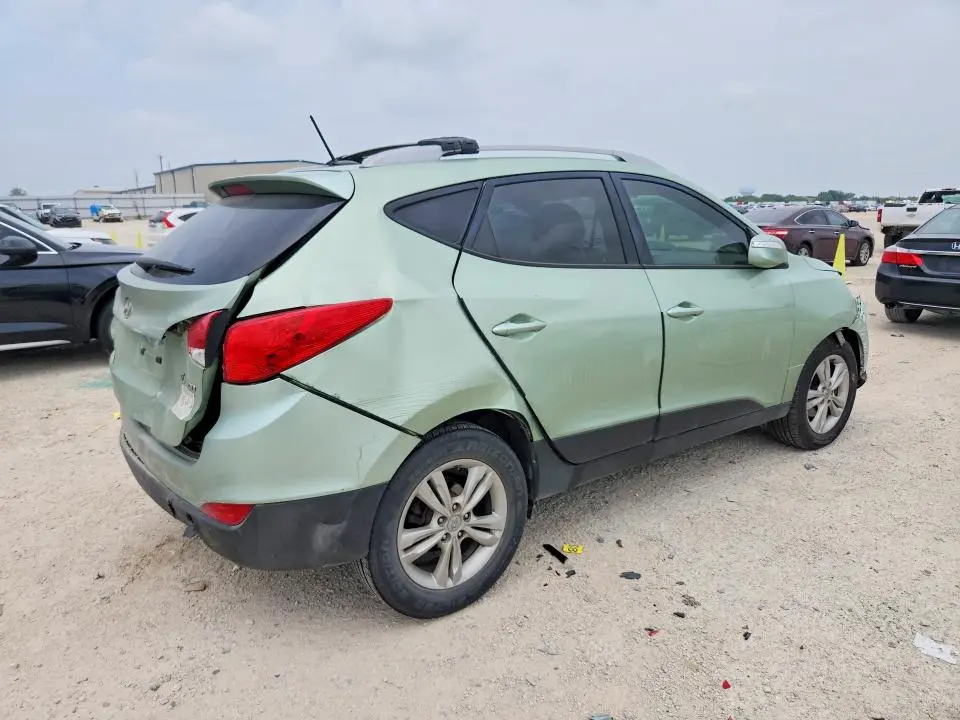 2012 HYUNDAI TUCSON GLS  