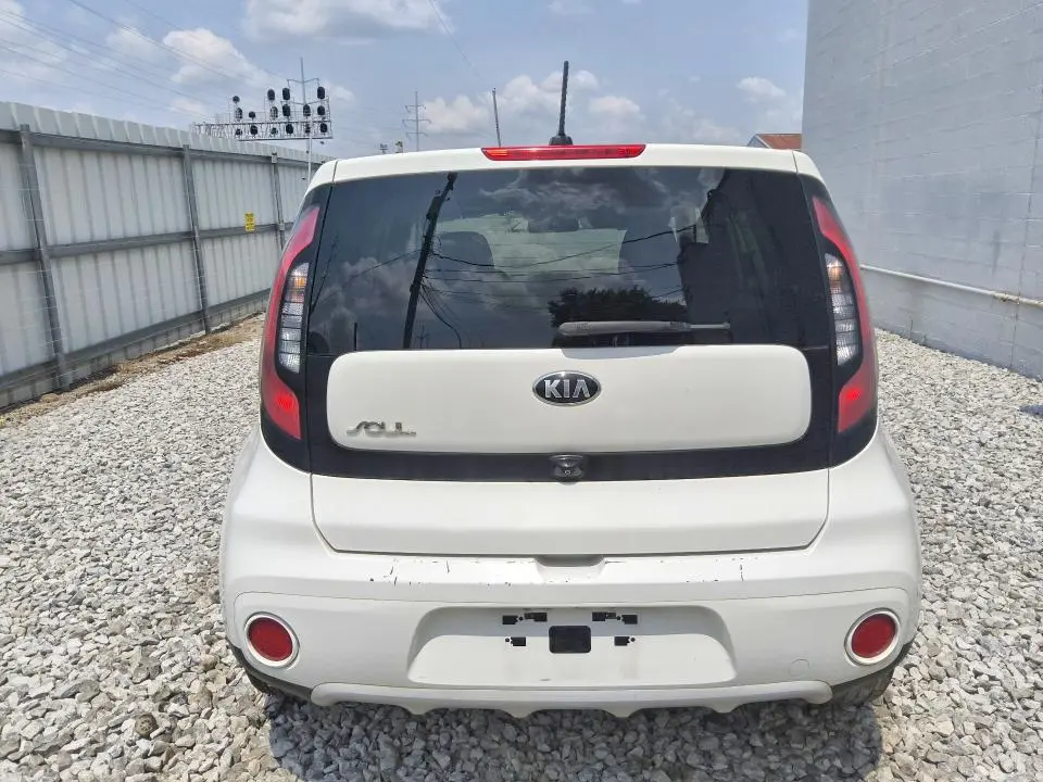 2019 KIA SOUL +  