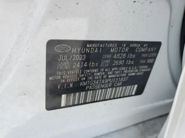 2023 GENESIS G70 BASE  
