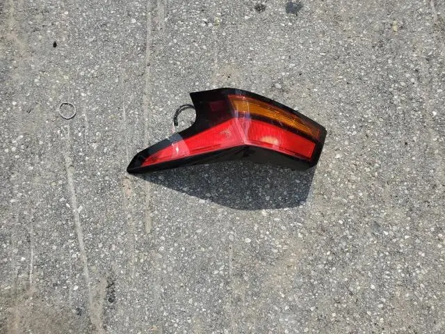 2022 NISSAN ALTIMA SR  