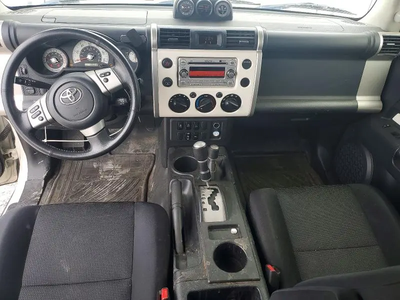 2012 TOYOTA FJ CRUISER BASE  