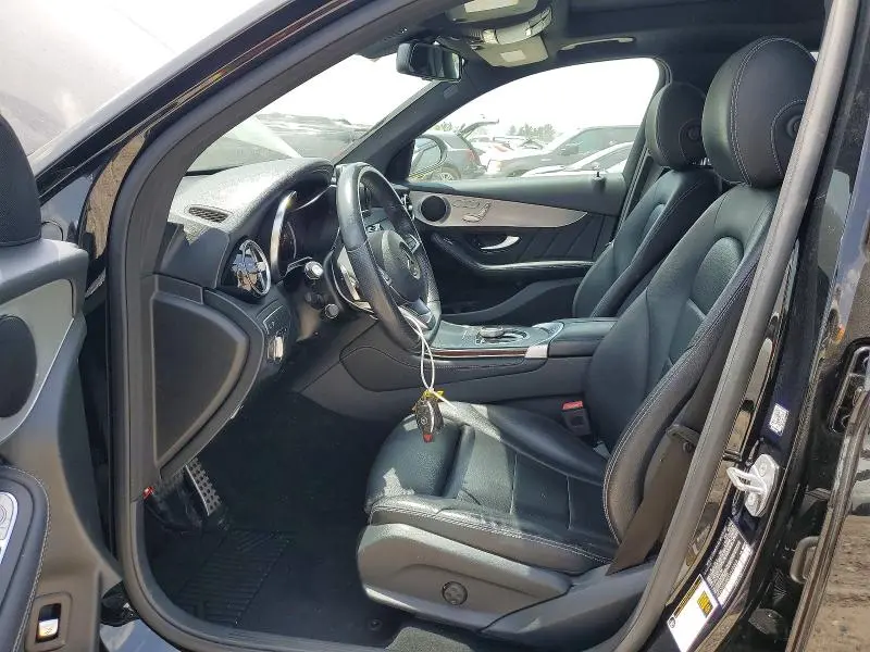 2019 MERCEDES-BENZ GLC 300  