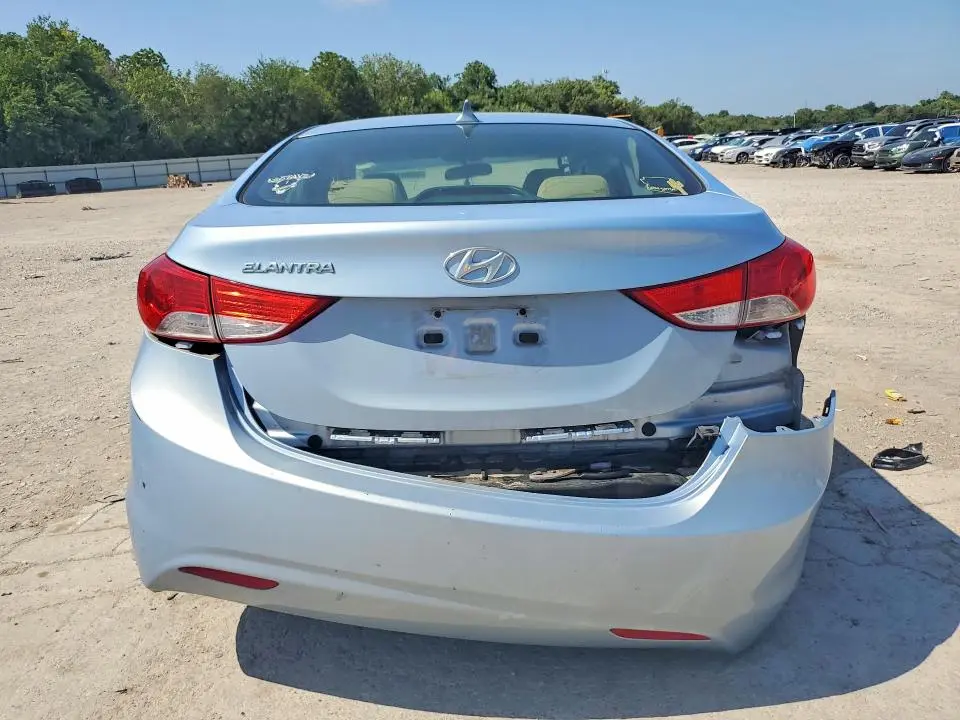 2012 HYUNDAI ELANTRA GLS  