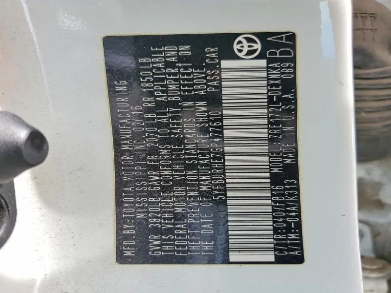 2016 TOYOTA COROLLA LE PLUS  