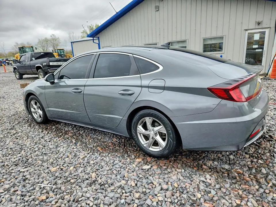 2020 HYUNDAI SONATA SE  