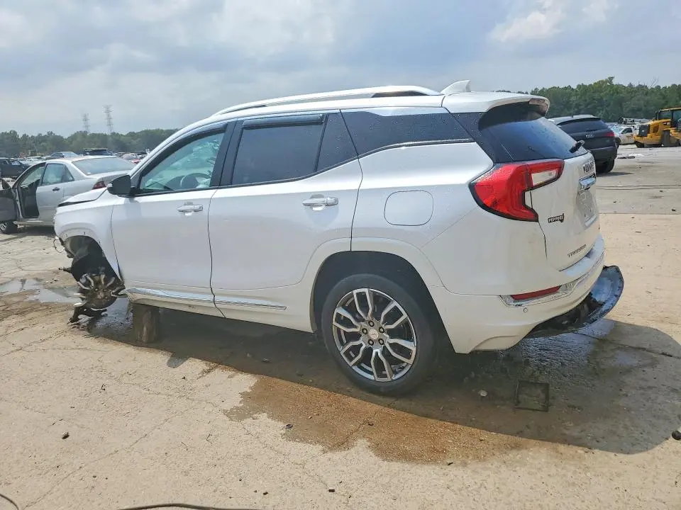 2024 GMC TERRAIN DENALI  