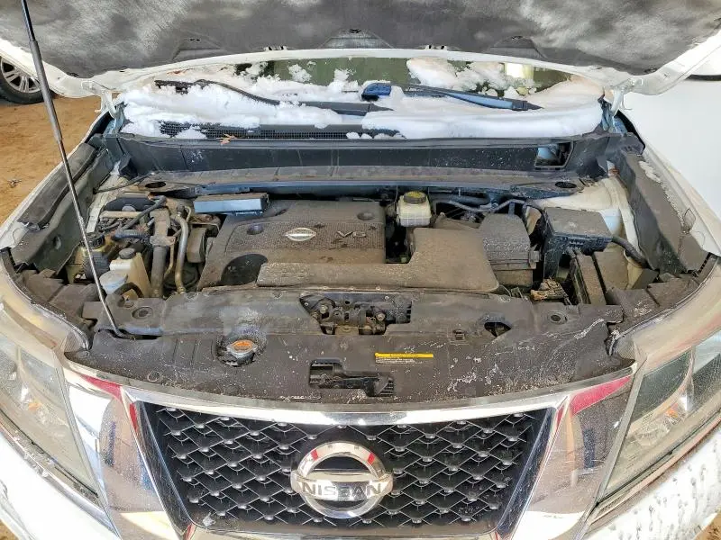 2014 NISSAN PATHFINDER S  